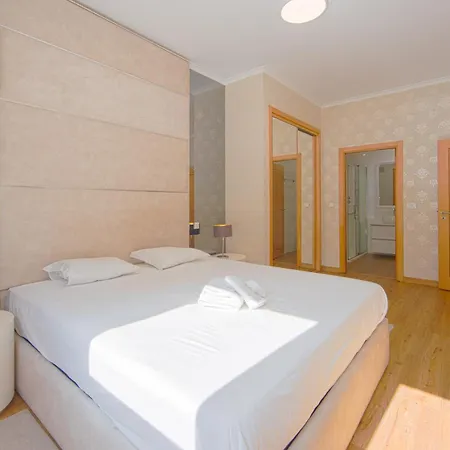 Modern Lisbon By Homing