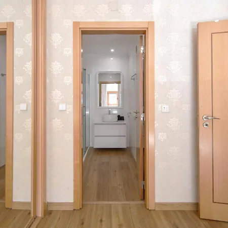 Modern Lisbon By Homing *