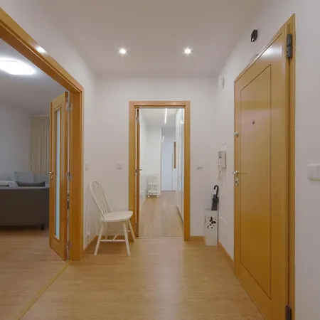 Modern Lisbon By Homing شقة